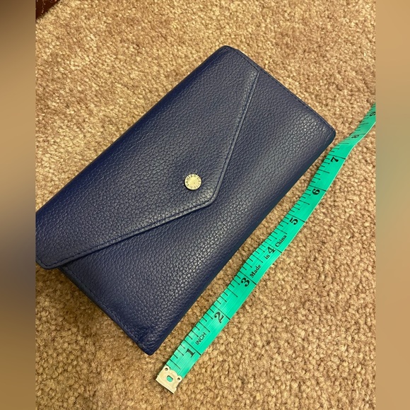 Danier navy foldover style wallet - Picture 6 of 9